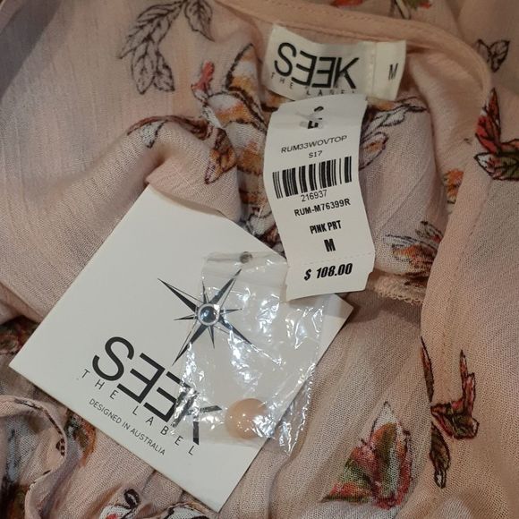 LF Seek the Label Coral Floral Babydoll Boho Cut Out Top Medium NWT - Picture 3 of 8